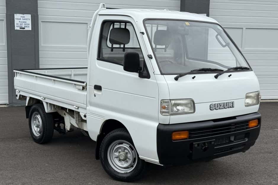 1996 Suzuki Carry sold for $8,100
