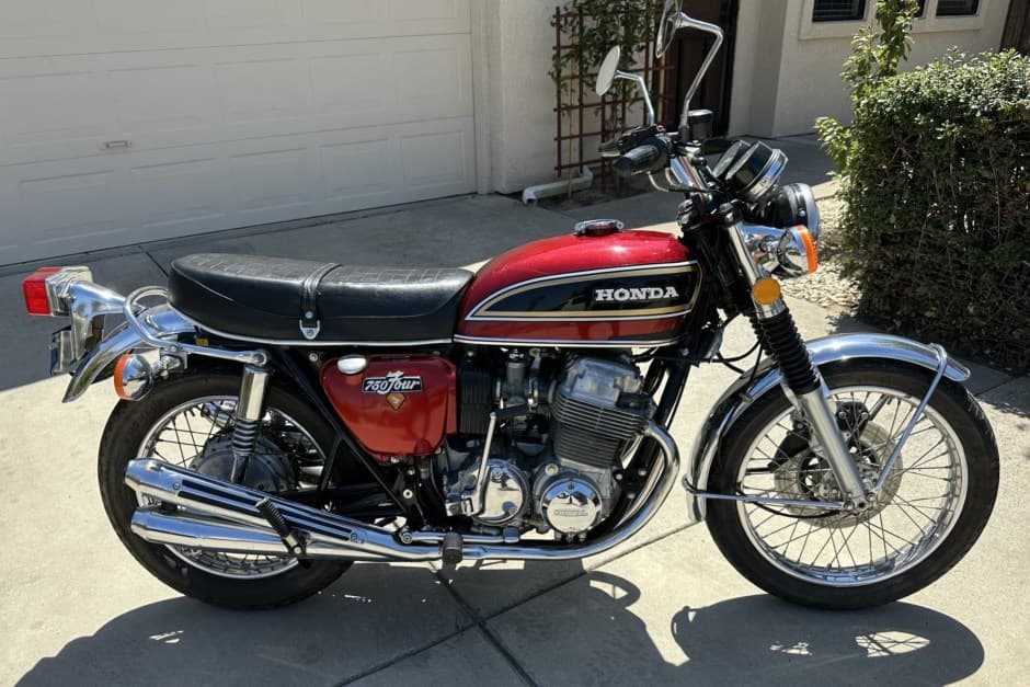 1975 Honda CB750 & CB750A sold for $7,390