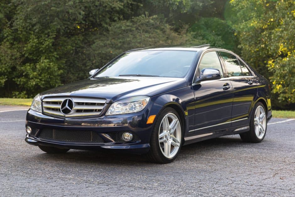 2008 Mercedes-Benz W204 C-Class sold for $12,750