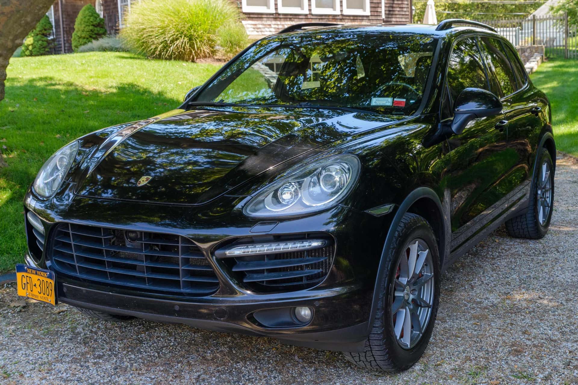 2012 Porsche Cayenne sold for $15,500