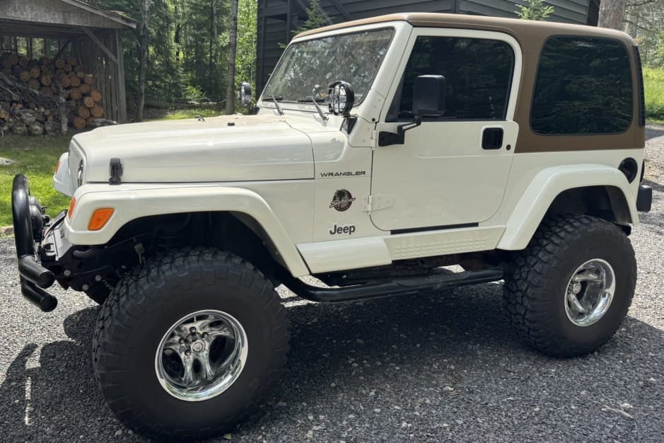 2002 Jeep Wrangler TJ (1997-2006) sold for $25,000