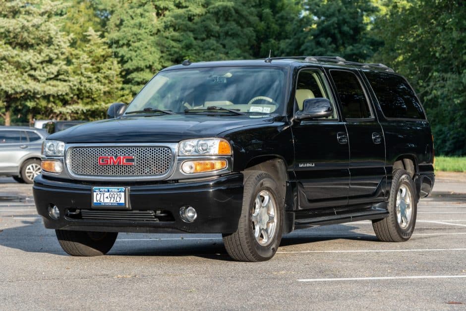 2004 GMC Yukon GMT800 sold for $15,000