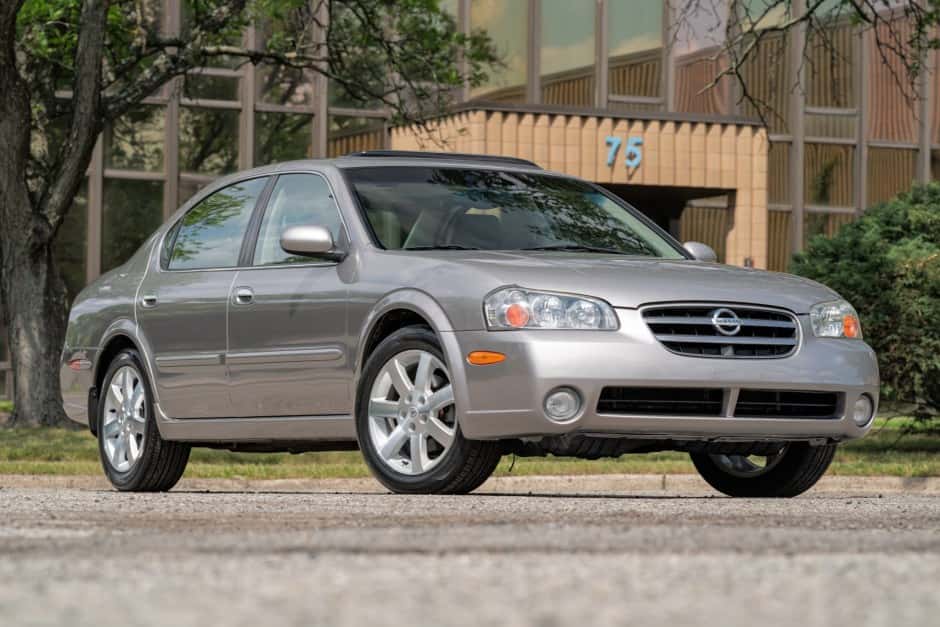 2002 Nissan Maxima sold for $9,350