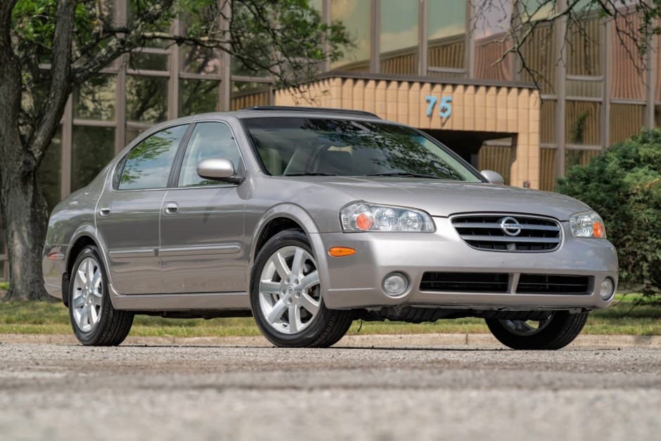 2002 Nissan Maxima sold for $9,350
