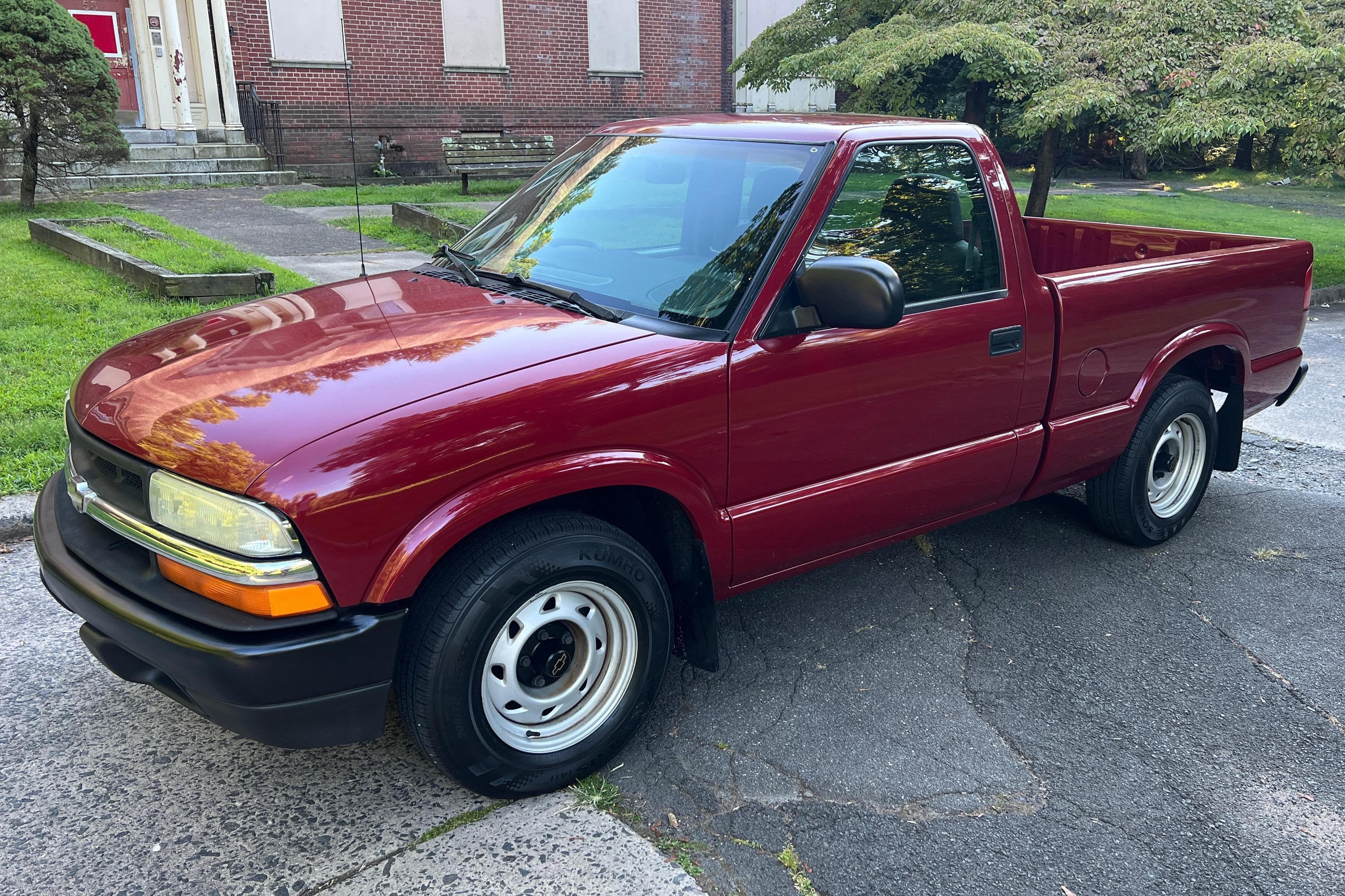 2003 Chevrolet S10 sold for $8,100