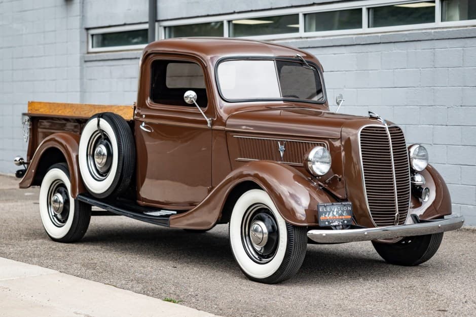 1937 Ford Pickup 1937-1939 sold for $35,250