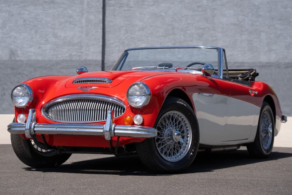 1965 Austin-Healey 3000 sold for $45,500