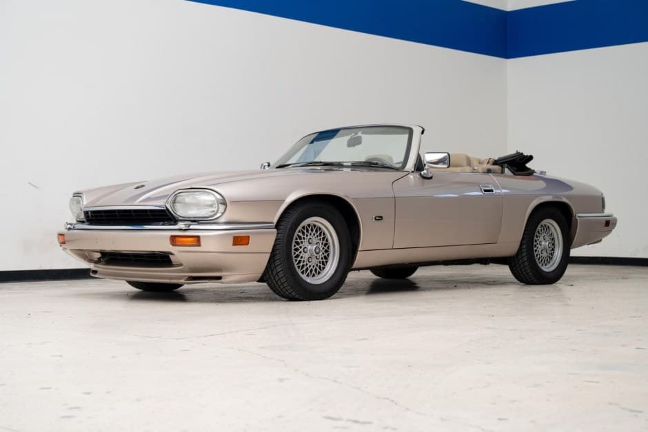 1994 Jaguar XJS sold for $15,750