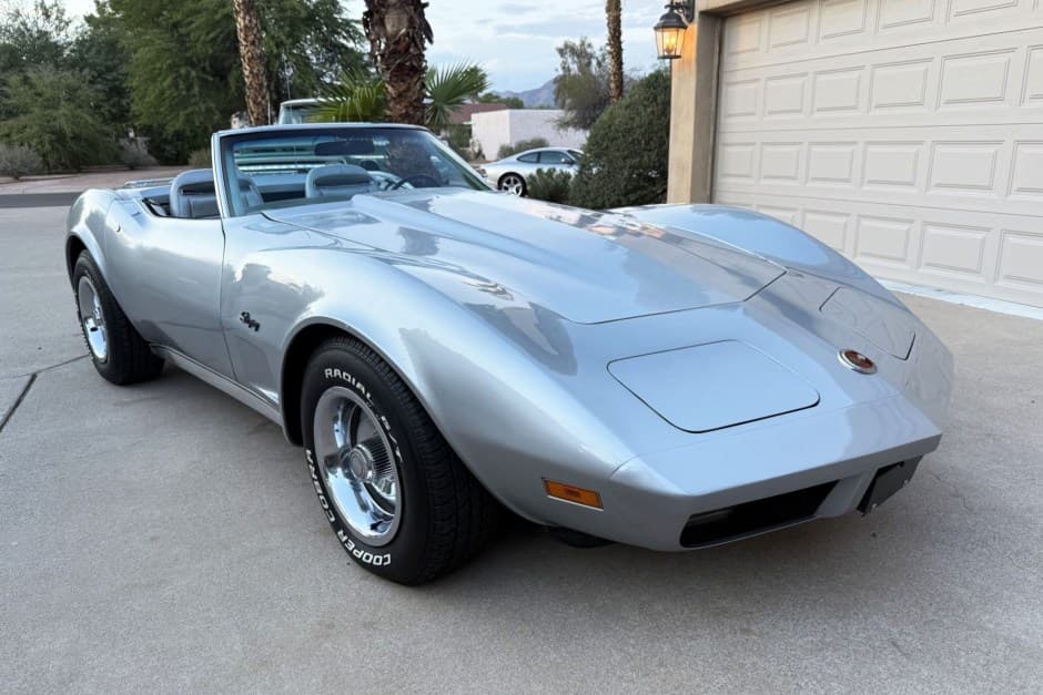 1974 Chevrolet Corvette C3 sold for $22,000