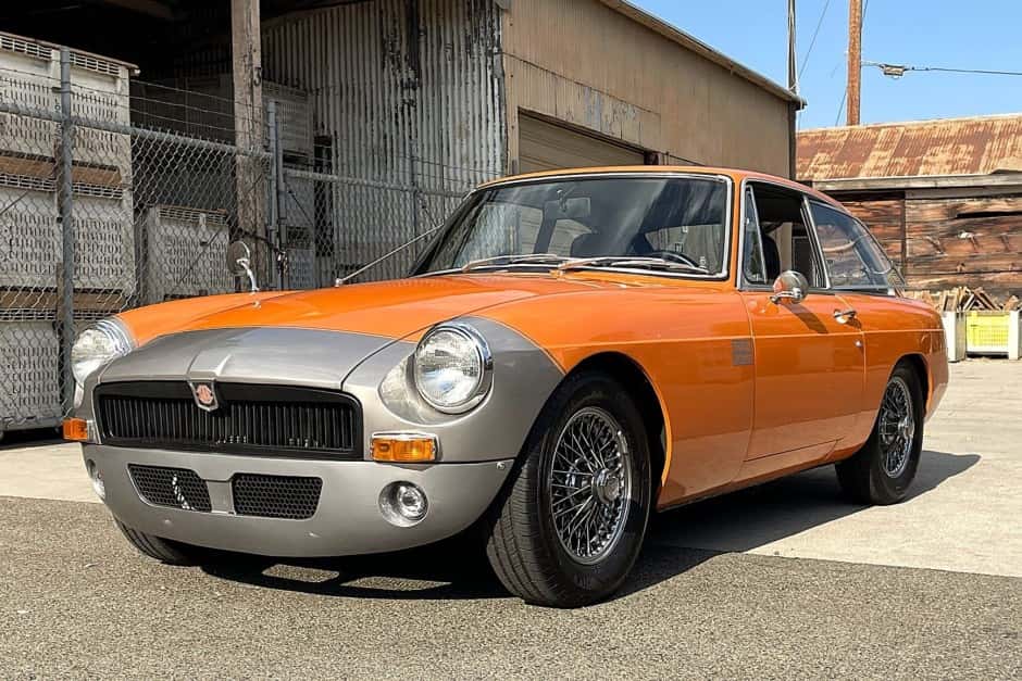 1969 MG MGB sold for $10,000