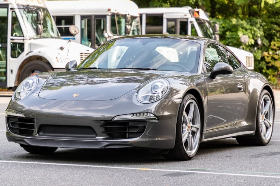 2013 Porsche 991 911 (Non-Turbo/GT2/GT3) sold for $77,500
