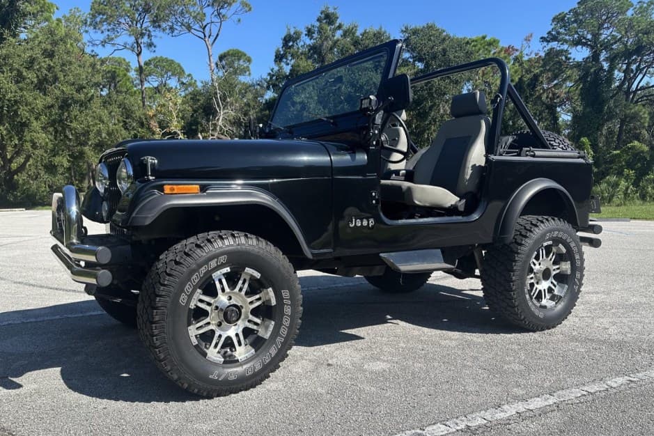 1983 Jeep CJ-7 sold for $15,000