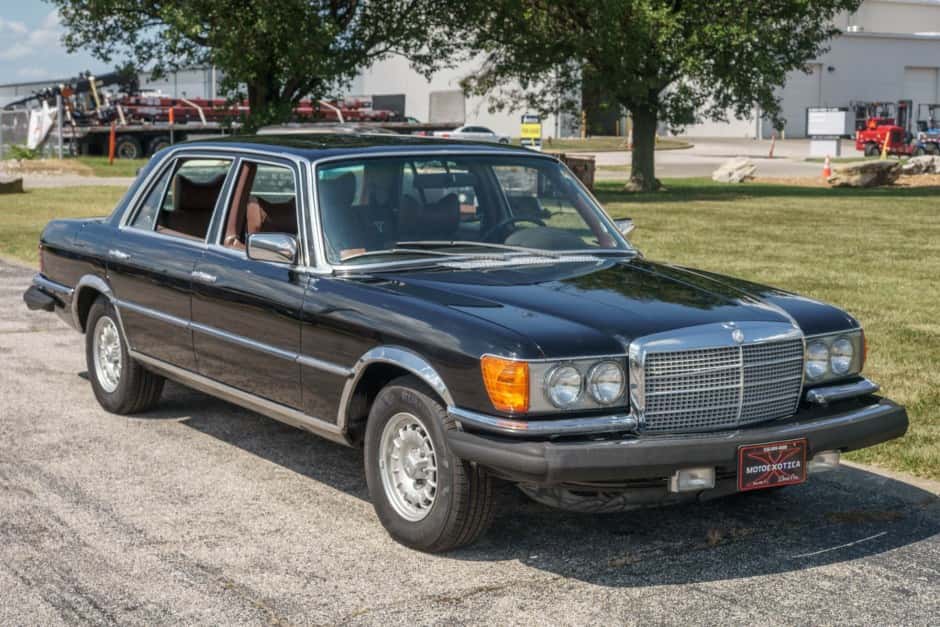 1979 Mercedes-Benz 450SEL 6.9 sold for $10,000