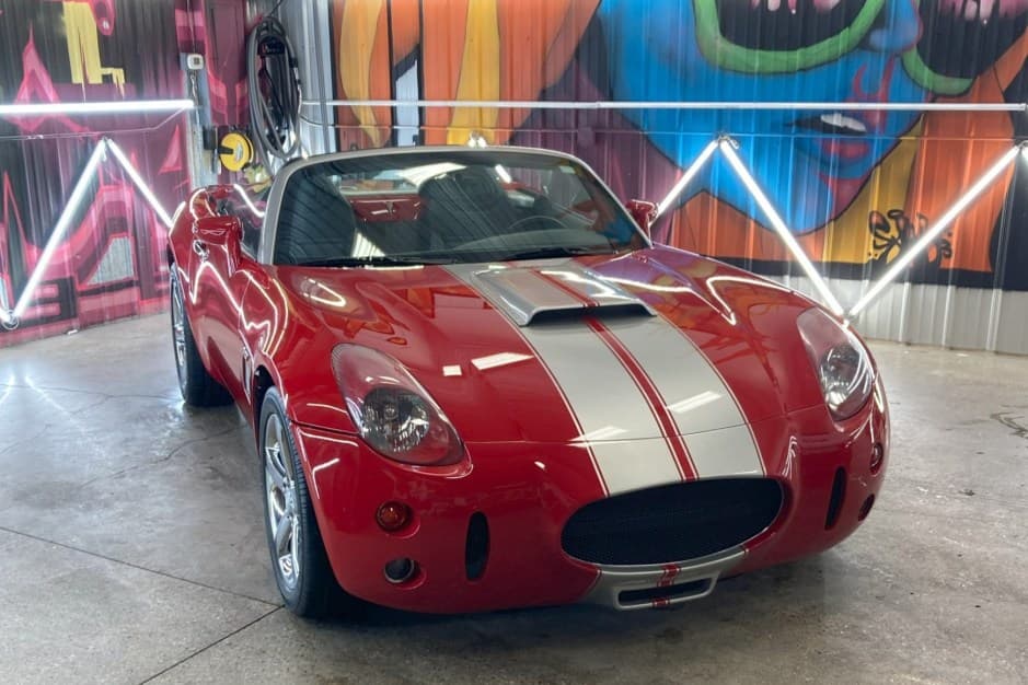 2009 Pontiac Solstice sold for $31,250