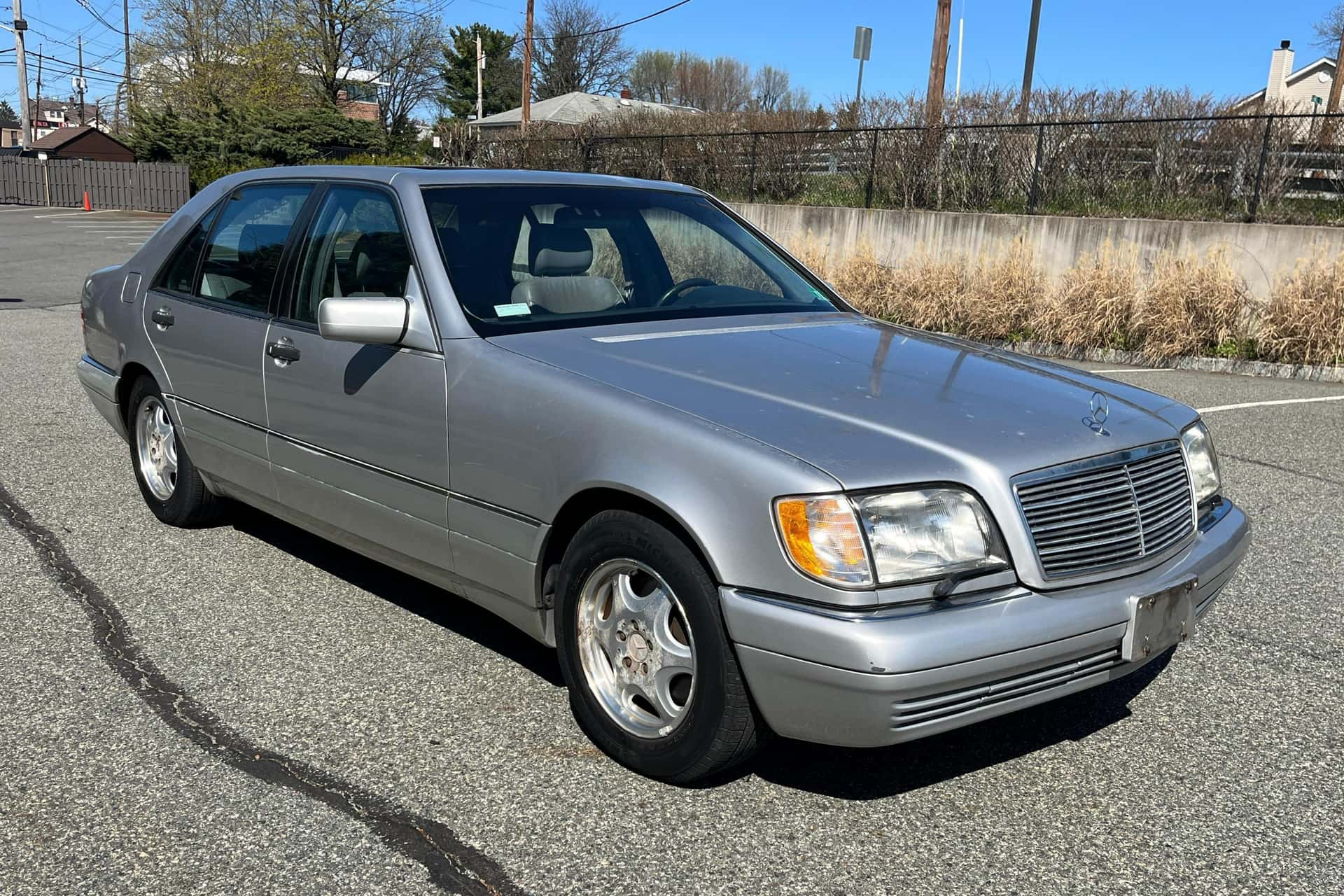 1997 Mercedes-Benz S-Class sold for $4,800