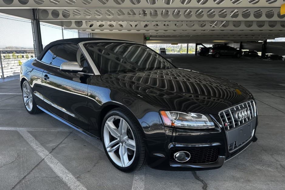 2012 Audi S5 sold for $10,555