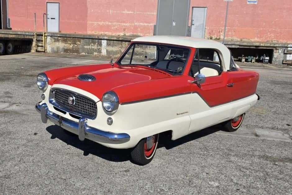1960 Nash Metropolitan sold for $9,000