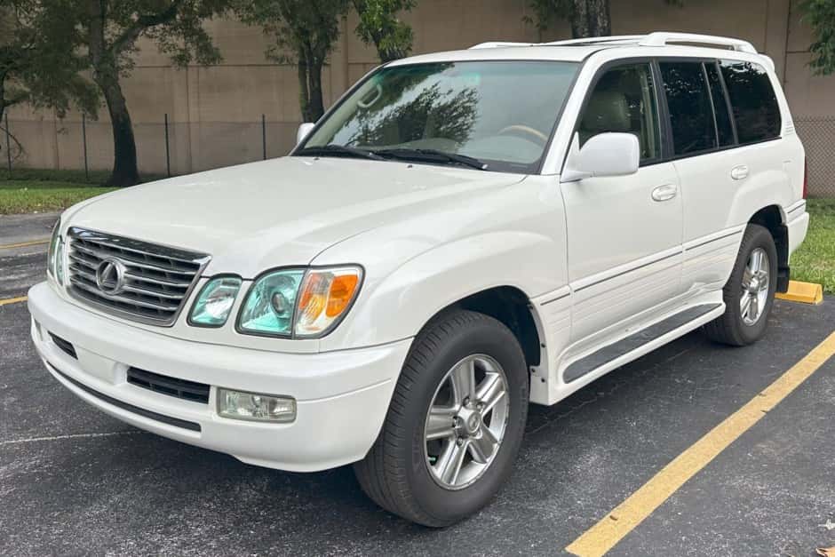 2007 Lexus LX470 sold for $34,500