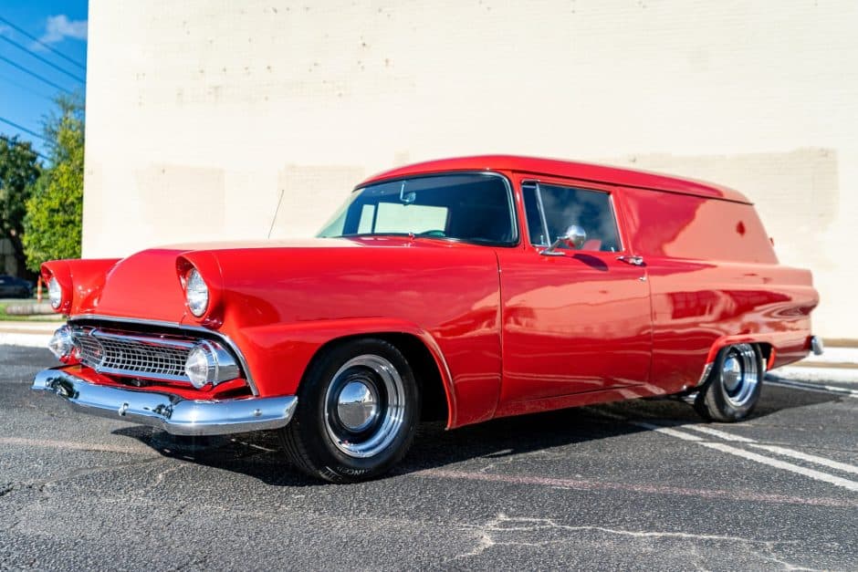 1955 Ford Courier sold for $18,250