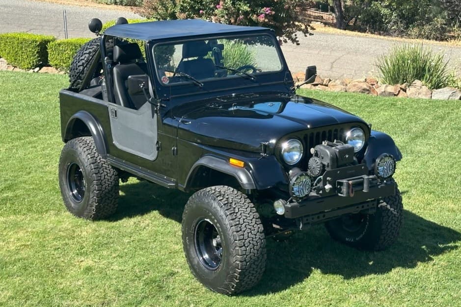1983 Jeep CJ-7 sold for $10,750