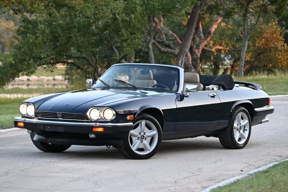 1989 Jaguar XJS sold for $11,000