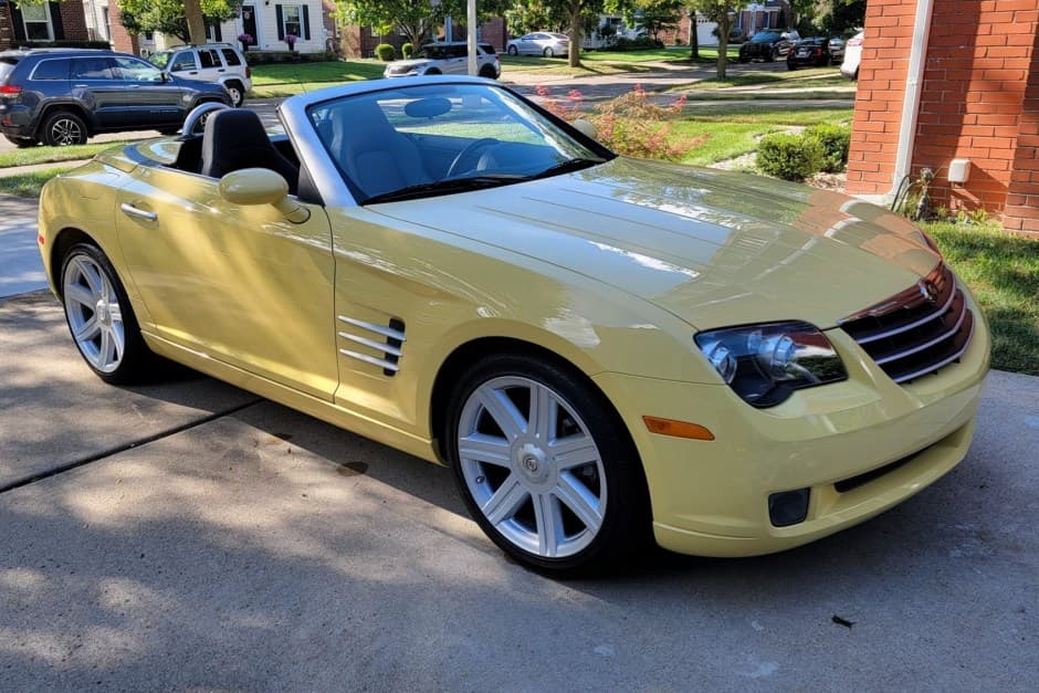 2005 Chrysler Crossfire sold for $13,851