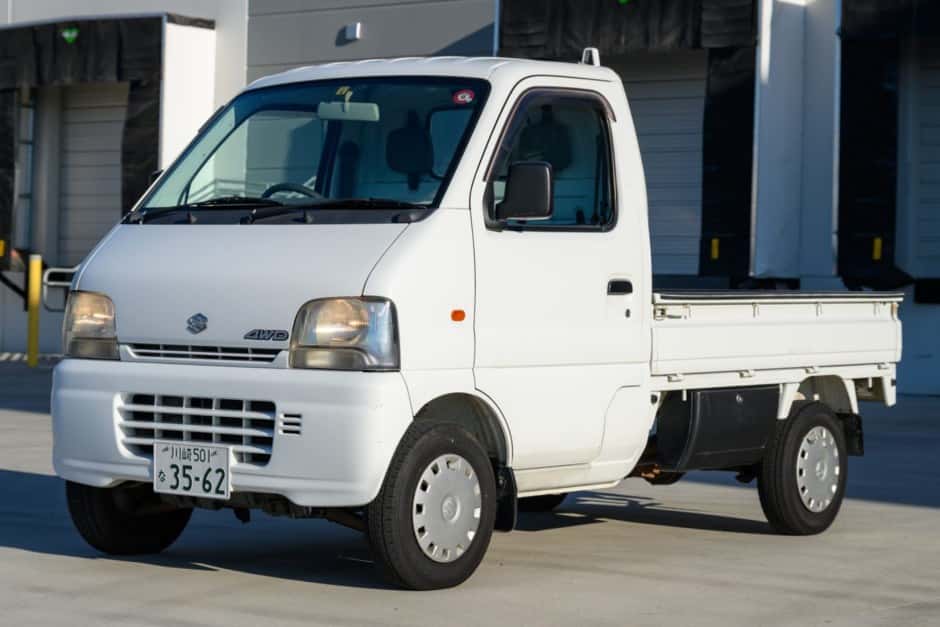 1999 Suzuki Carry sold for $8,800