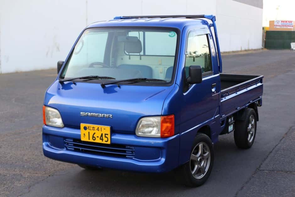1999 Subaru Sambar sold for $10,750