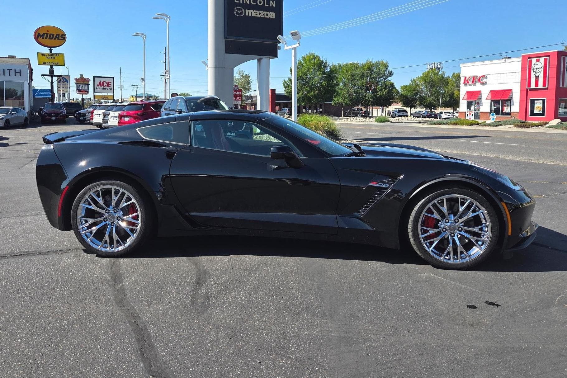 2015 Chevrolet C7 Corvette sold for $67,000