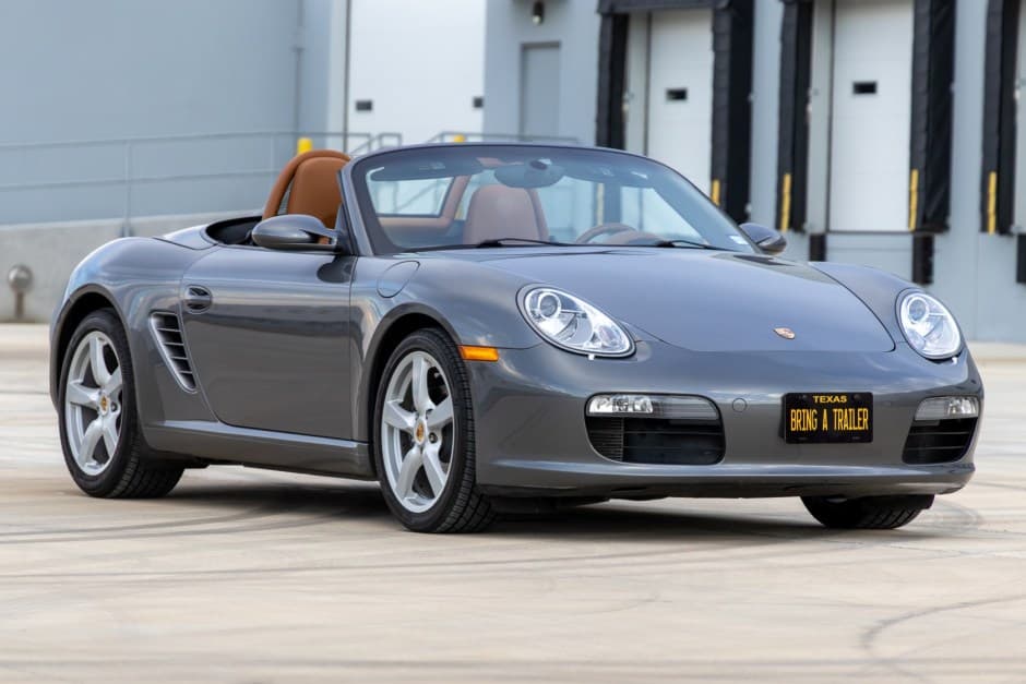 2007 Porsche 987 Boxster sold for $24,000