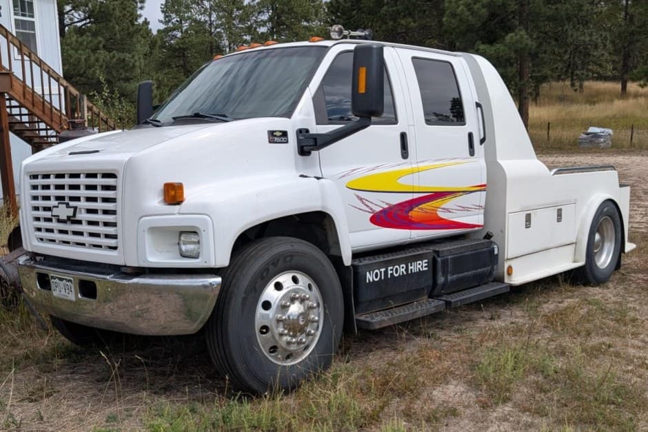2004 Chevrolet Kodiak sold for $22,250