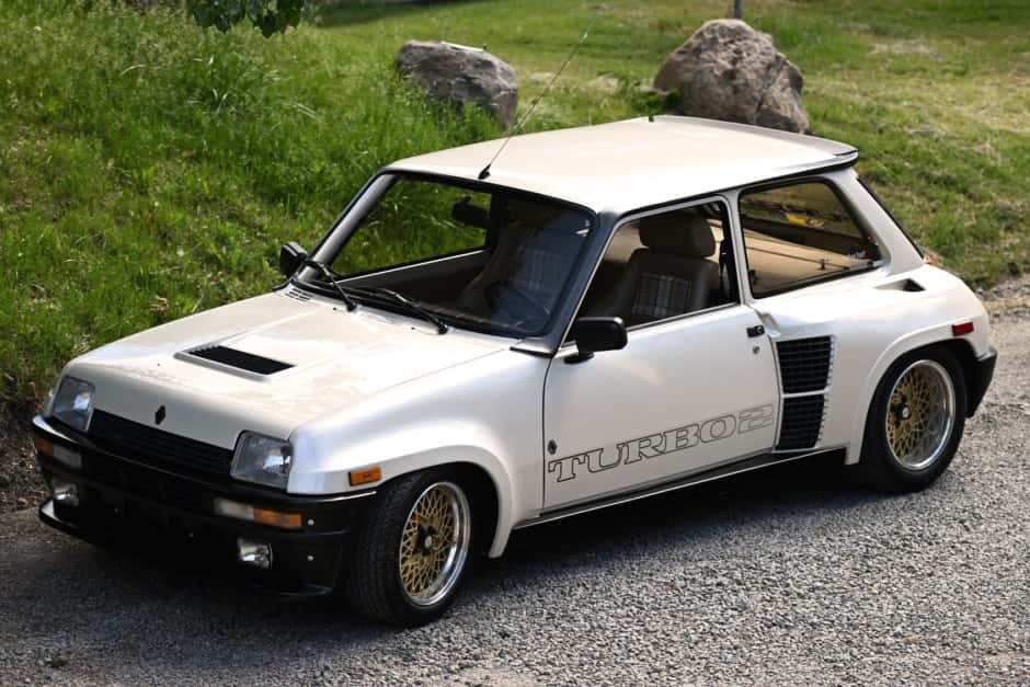 1985 Renault R5 Turbo sold for $140,000