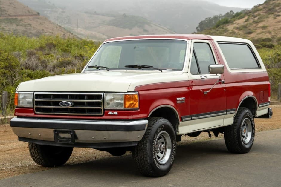 1989 Ford Bronco 4th-5th Generations 1987-1996 sold for $12,750