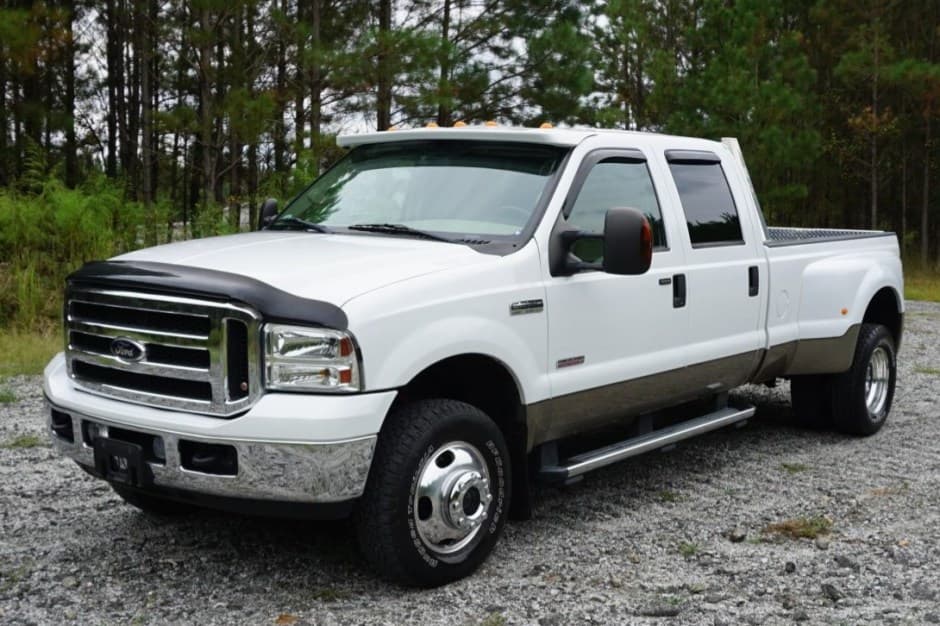 2006 Ford Super Duty 1999-2007 sold for $26,000