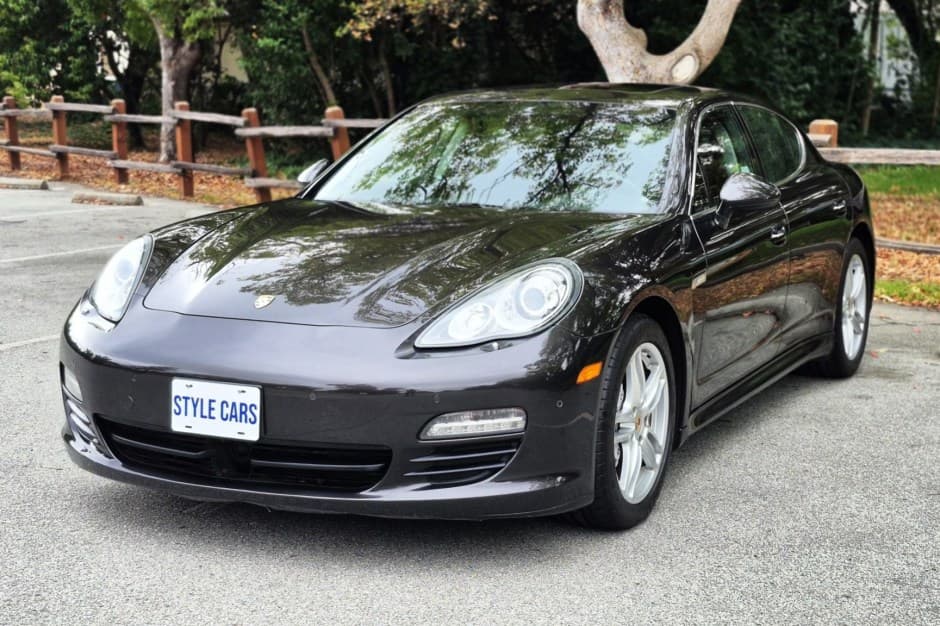 2013 Porsche Panamera sold for $16,000