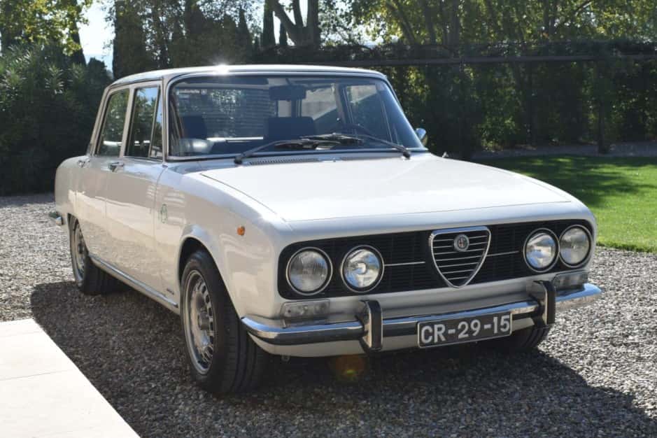 1974 Alfa Romeo 105 Series Sedan sold for €18,750
