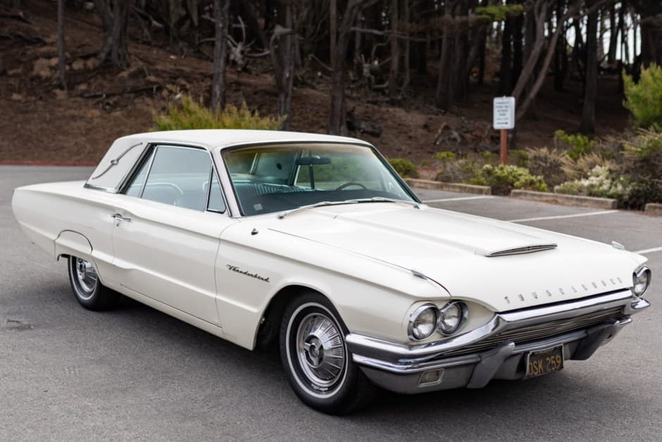 1964 Ford Thunderbird (1964-1966) sold for $7,500