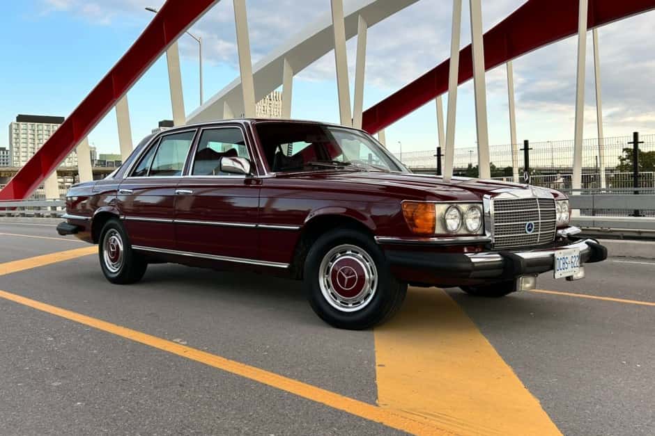 1976 Mercedes-Benz W116 S-Class sold for $3,600