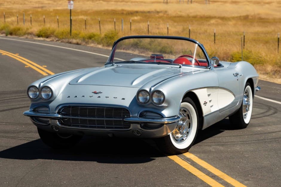 1961 Chevrolet Corvette C1 sold for $95,553