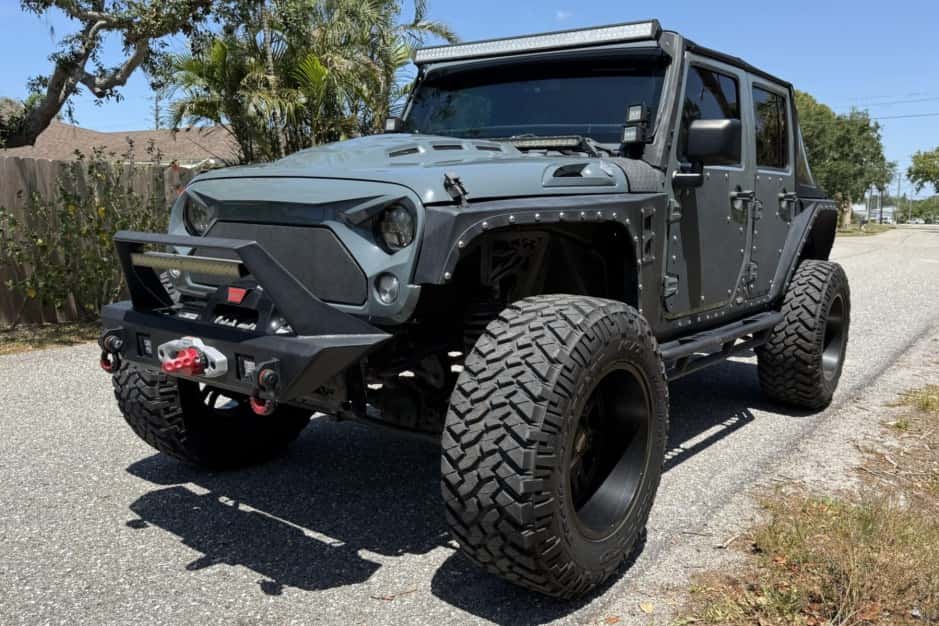 2014 Jeep Wrangler JK (2007-2018) sold for $15,000