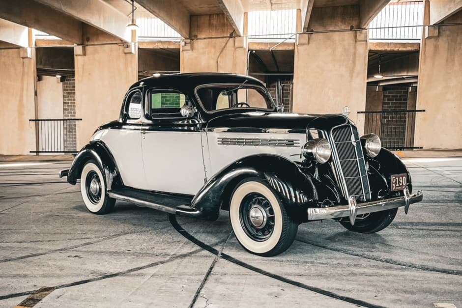 1935 Plymouth Deluxe/Special Deluxe sold for $18,250