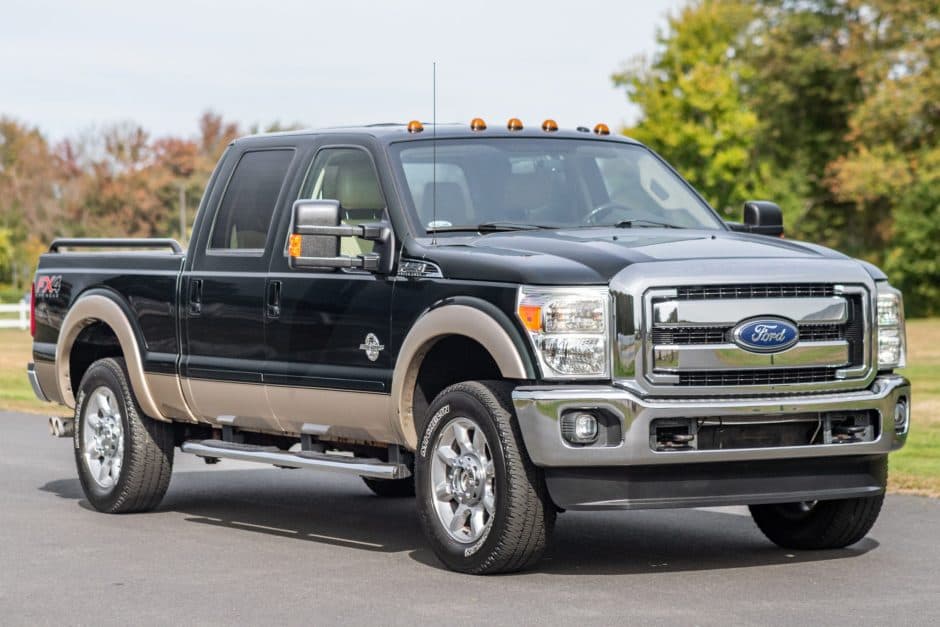 2012 Ford Super Duty 2011-2016 sold for $23,500