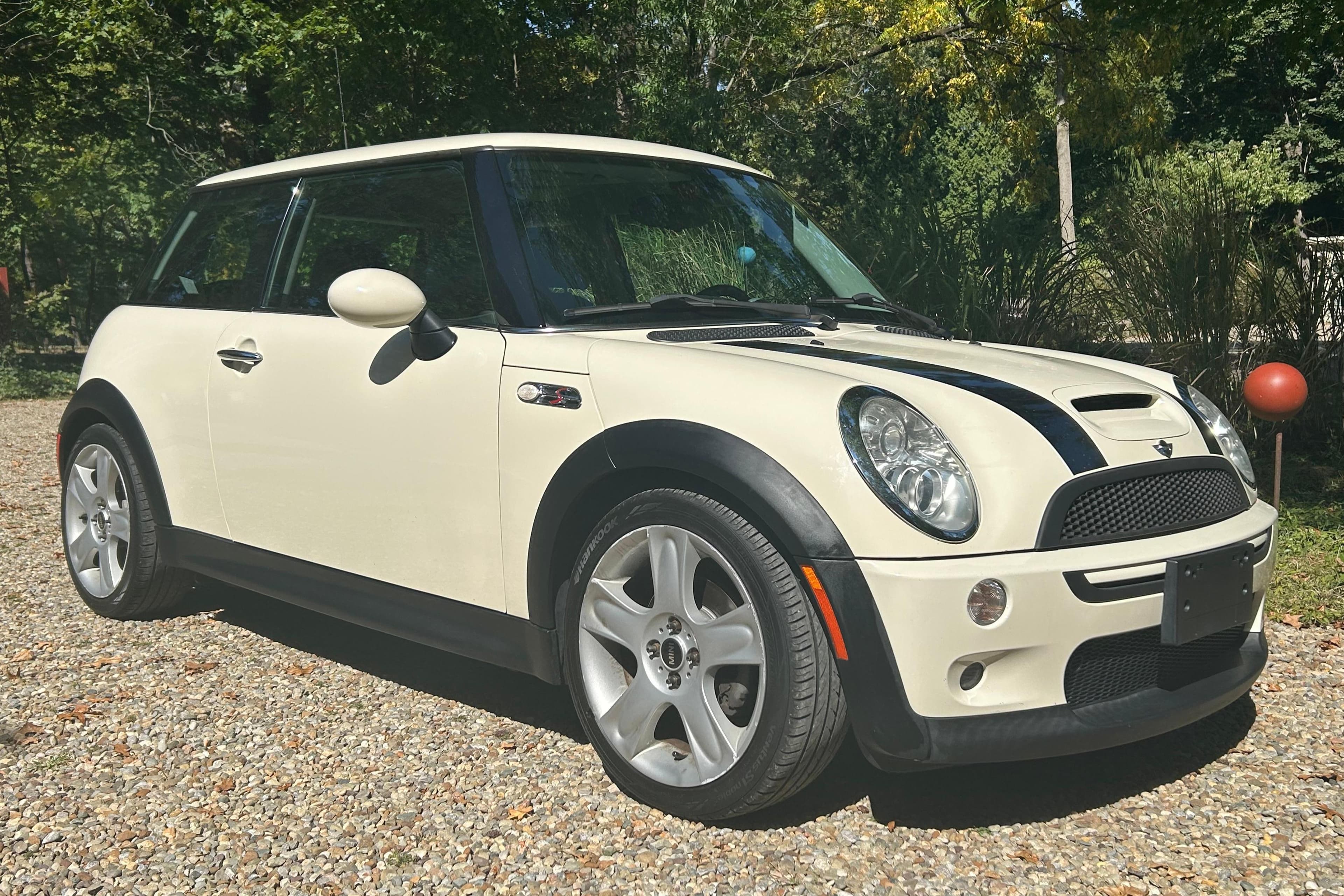 2006 MINI Cooper sold for $7,100