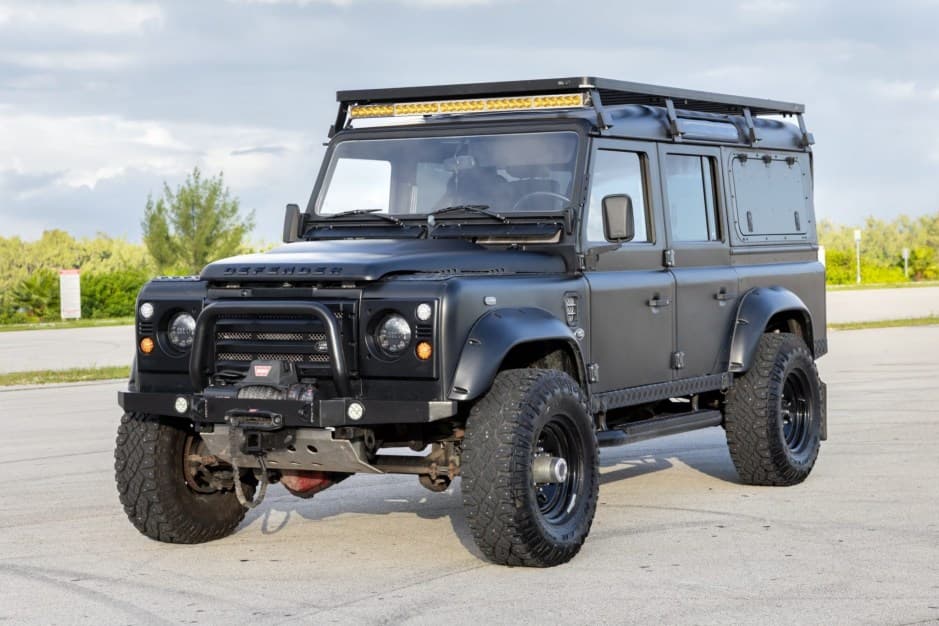 1989 Land Rover 110 / Defender 110 (Euro Spec) sold for $43,000