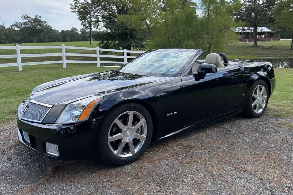 2007 Cadillac XLR sold for $24,000