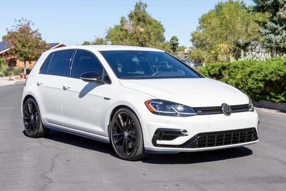 2019 Volkswagen Golf R sold for $33,000