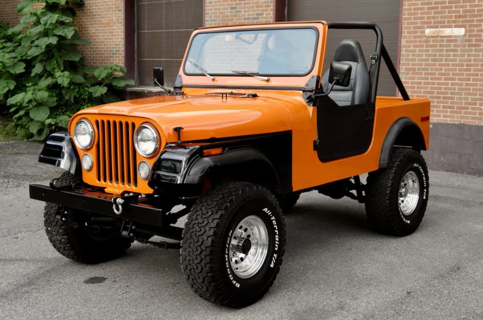 1983 Jeep CJ-7 sold for $12,138
