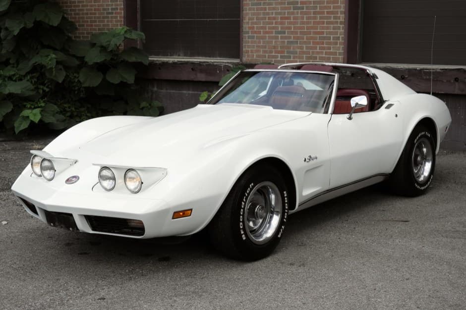 1974 Chevrolet Corvette C3 sold for $10,600