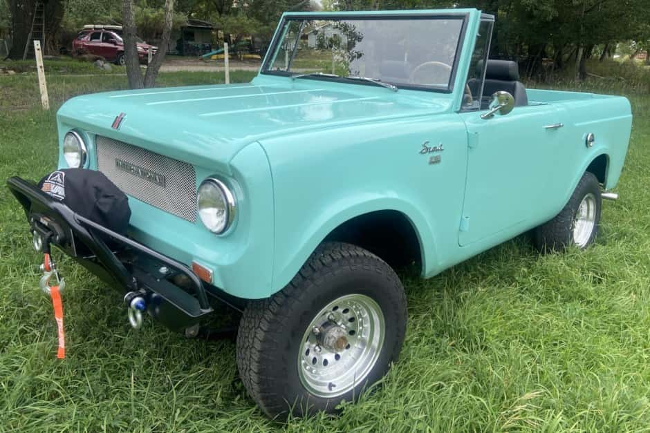 1966 International Harvester Scout 800 sold for $20,750