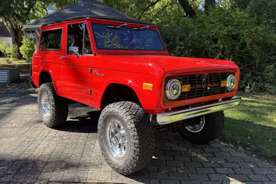 1970 Ford Bronco U13/U14/U15 1966-1977 sold for $120,000